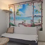 Près De L'eau, Avec Piscine Chauffée Appartement