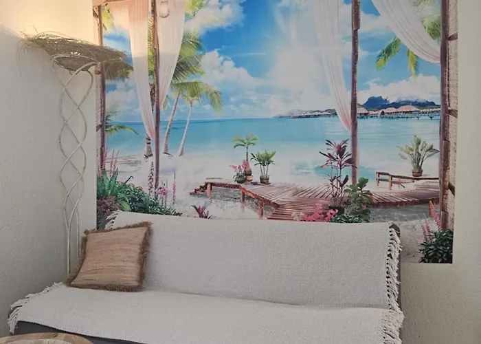 Près De L'eau, Avec Piscine Chauffée Appartement